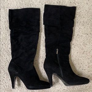 Bandolino suede knee high boots size 10